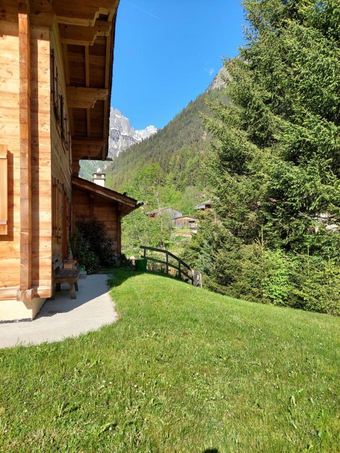 Chez Pierre Daire Praz-de-Fort Dış mekan fotoğraf